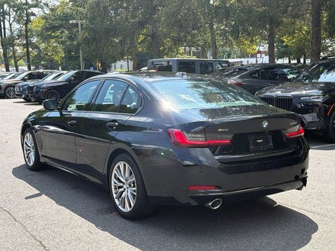 Used 2023 BMW 330i xDrive Sedan w/ Premium Package AWD/4WD image 3