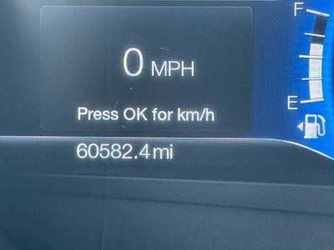 Used 2019 Ford Fusion SE FWD image 13
