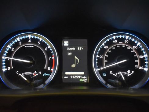 Used 2019 Toyota Highlander SE AWD/4WD image 26