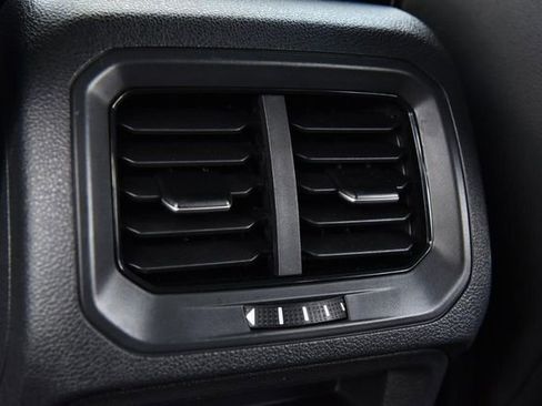 Certified 2024 Volkswagen Tiguan SE R-Line AWD/4WD image 24