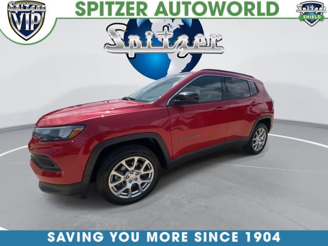 Used 2023 Jeep Compass Latitude AWD/4WD image 4