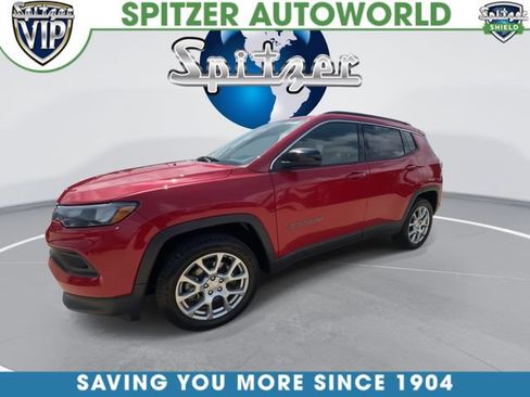 Used 2023 Jeep Compass Latitude AWD/4WD image 4