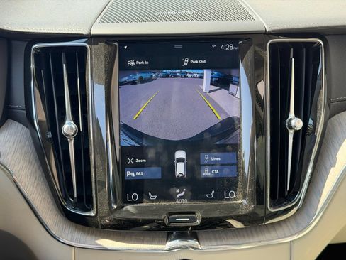 Used 2019 Volvo XC60 T5 Inscription AWD/4WD image 9