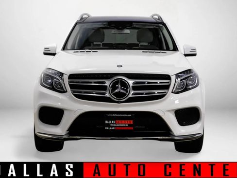 Used 2017 Mercedes-Benz GLS 550 4MATIC image 2