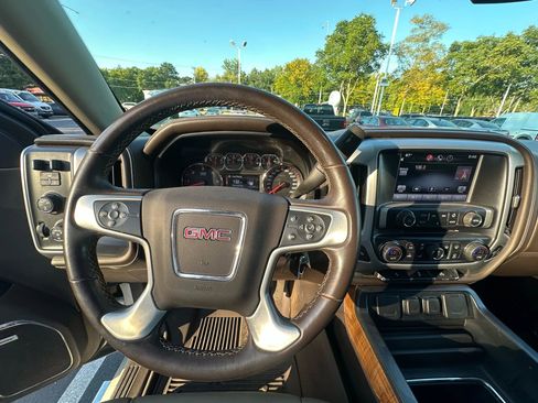 Used 2015 GMC Sierra 1500 SLT w/ SLT Crew Cab Value Package image 19