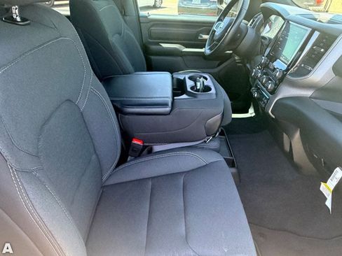 Used 2025 RAM 1500 Tradesman w/ Night Edition AWD/4WD image 12