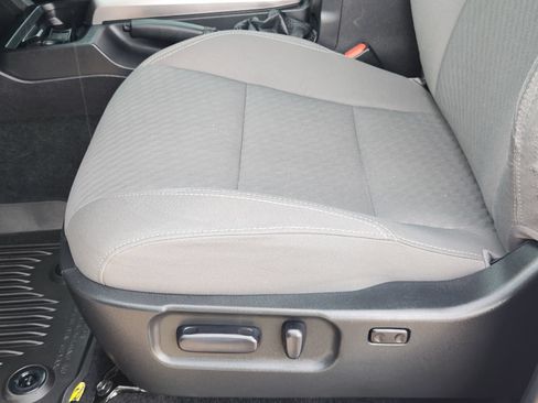 Used 2023 Toyota Tacoma SR5 RWD image 27