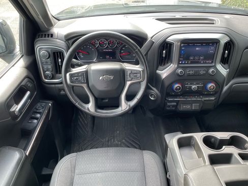 Used 2021 Chevrolet Silverado 1500 RST AWD/4WD image 8