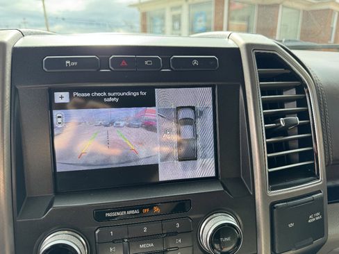 Used 2019 Ford F150 Limited w/ Trailer Tow Package image 28