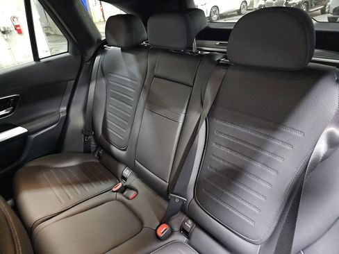 New 2026 Mercedes-Benz GLC 300 image 14
