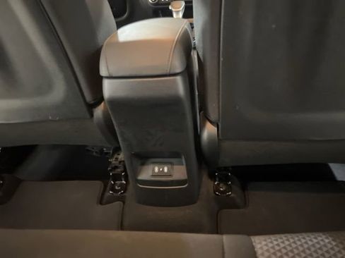 Used 2025 Kia Soul S image 25