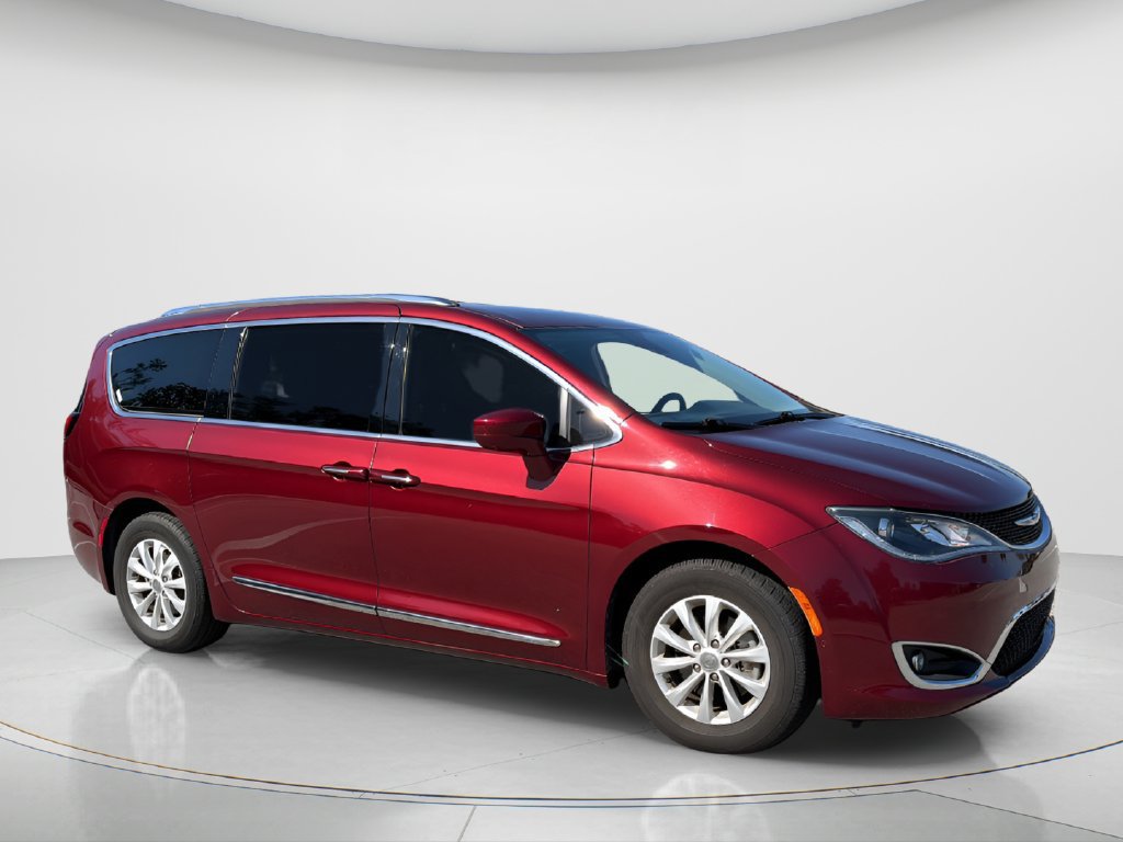 Used 2019 Chrysler Pacifica Touring-L w/ Advanced Safetytec Group FWD image 9
