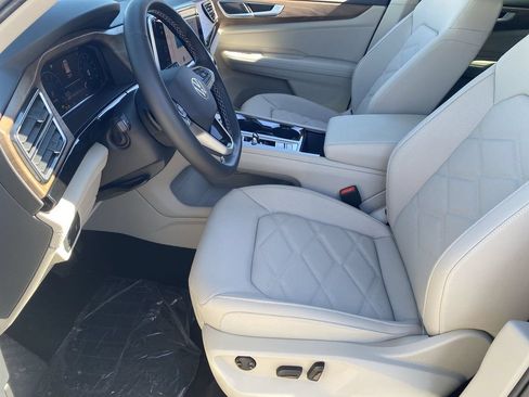 New 2026 Volkswagen Atlas SE FWD image 15