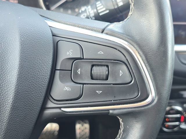 Used 2023 Buick Encore GX Select w/ Sport Touring Package FWD image 35