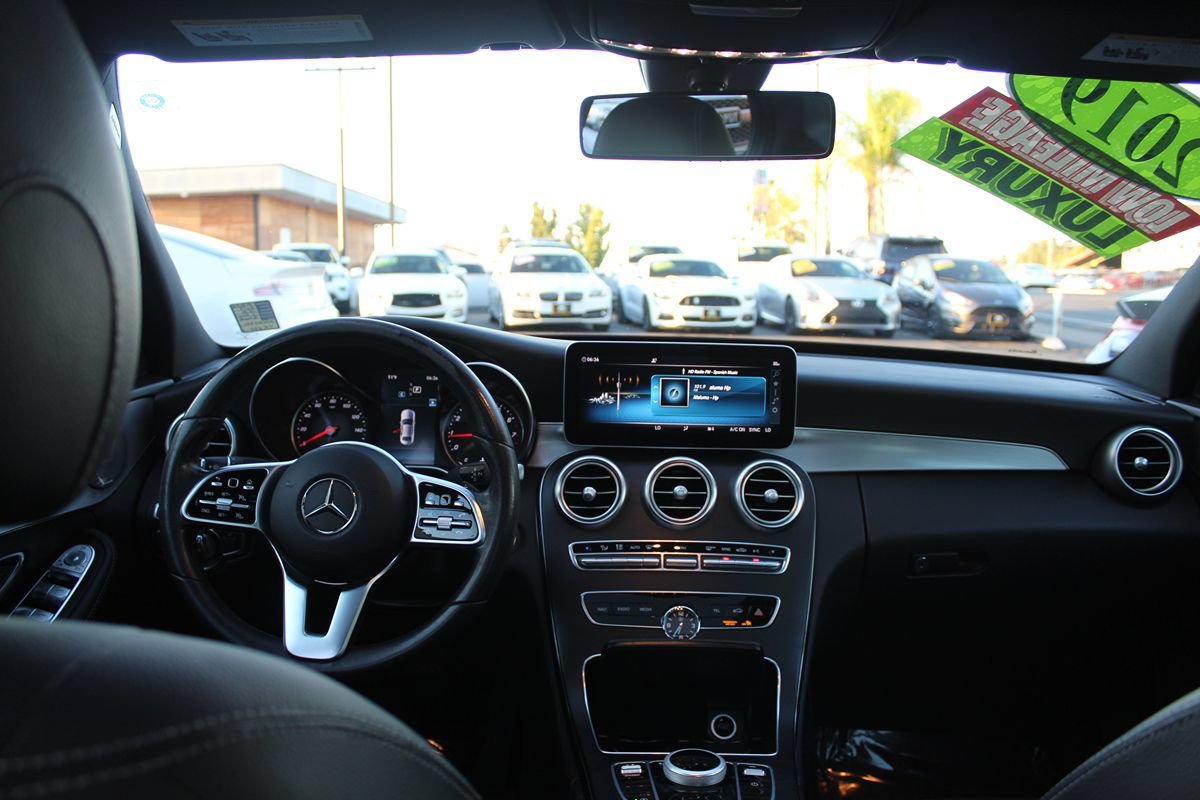 Used 2019 Mercedes-Benz C 300 Sedan image 26