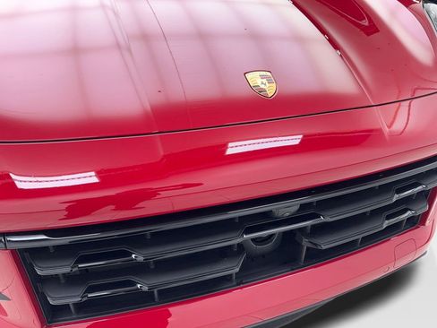 Used 2026 Porsche Cayenne Coupe image 25