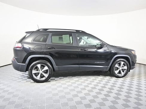 Used 2022 Jeep Cherokee Limited image 7