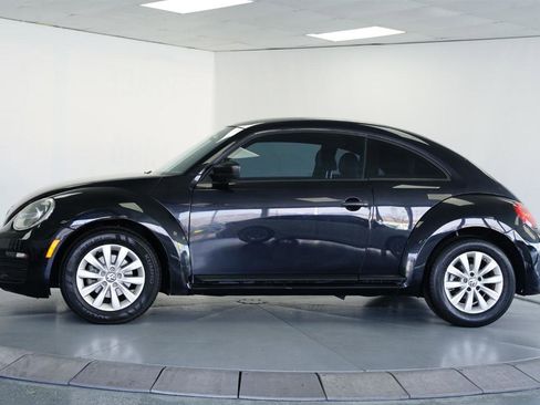 Used 2017 Volkswagen Beetle 1.8T FWD image 5