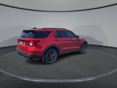 Used 2025 Ford Explorer ST w/ Sun And Sound Package AWD/4WD image 8