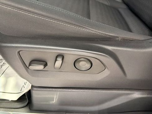 Used 2022 Chevrolet Silverado 1500 LT Trail Boss w/ Convenience Package II image 17