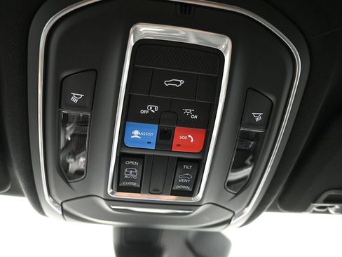 New 2026 Jeep Grand Cherokee L Laredo AWD/4WD image 29