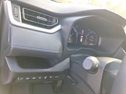 Used 2024 Toyota RAV4 XSE w/ Advanced Technology Package AWD/4WD image 19