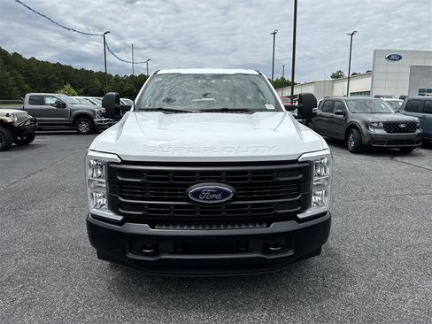 New 2025 Ford F250 XL w/ 360-Degree Camera Package image 2