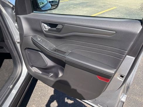 Used 2024 Ford Escape Active AWD/4WD image 6