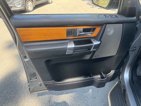 Used 2011 Land Rover LR4 HSE LUX image 11