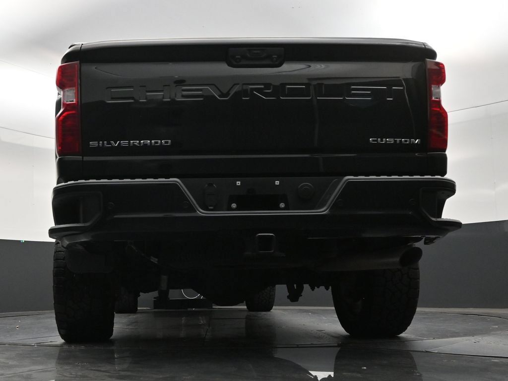 Used 2025 Chevrolet Silverado 2500 Custom w/ Custom Value Package AWD/4WD image 22
