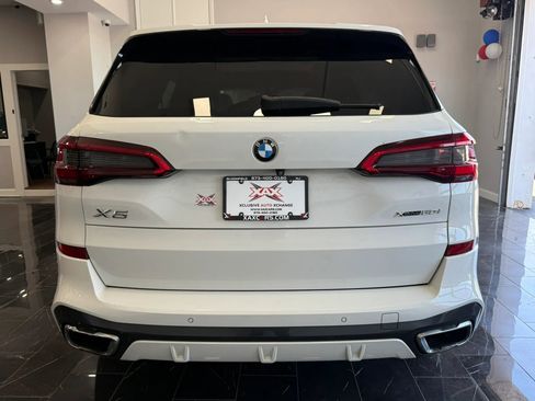Used 2019 BMW X5 xDrive50i w/ M Sport Package AWD/4WD image 5