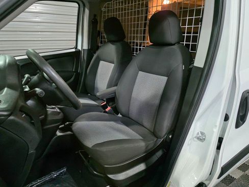 Used 2019 RAM ProMaster City Tradesman FWD image 19