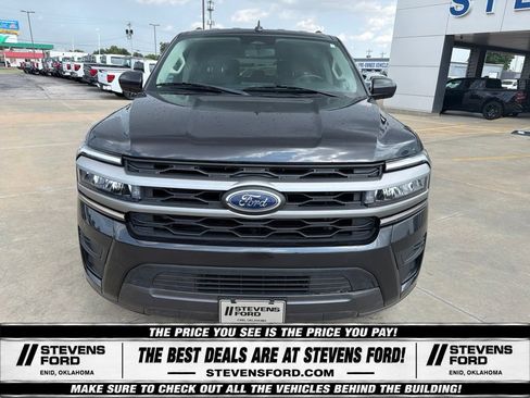 Used 2023 Ford Expedition Max XLT RWD image 5