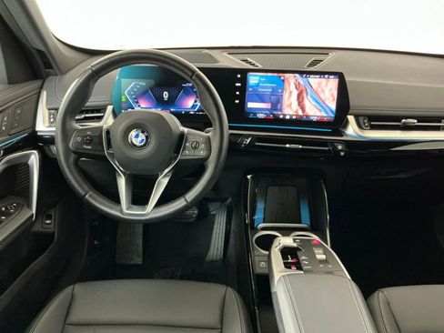 Certified 2025 BMW X1 xDrive28i w/ Technology Package AWD/4WD image 9