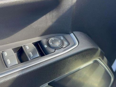 Used 2023 Chevrolet Silverado 1500 RST AWD/4WD image 18