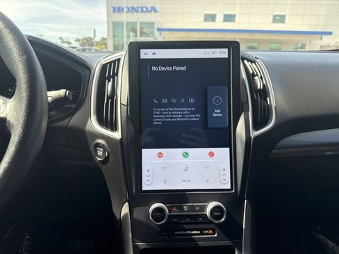 Used 2022 Ford Edge SE w/ Black Appearance Package image 26