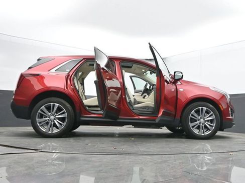 Used 2025 Cadillac XT5 Premium Luxury AWD/4WD image 78