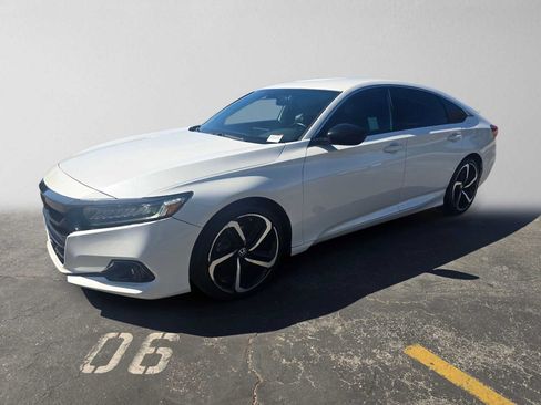 Used 2021 Honda Accord Sport image 7