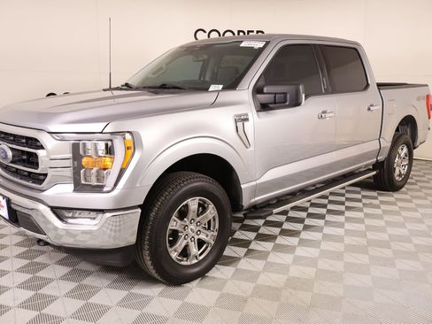 Used 2023 Ford F150 XLT w/ Equipment Group 302A High image 11