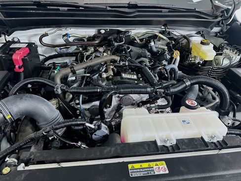 Used 2025 Toyota Tacoma SR5 image 29