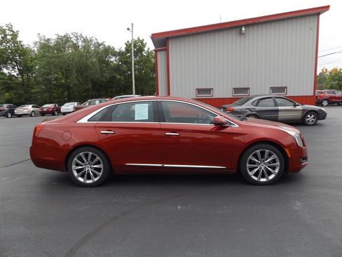 Used 2013 Cadillac XTS FWD image 5