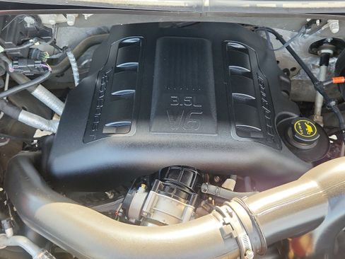 Used 2015 Ford F150 XLT w/ Equipment Group 301A Mid AWD/4WD image 23