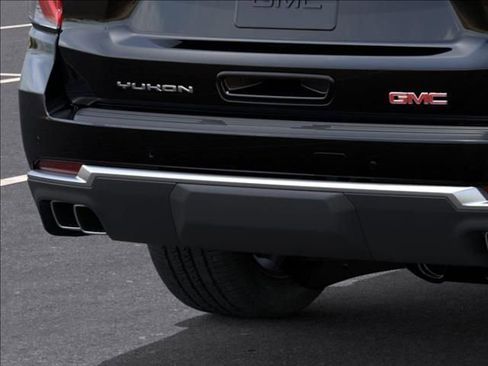 New 2026 GMC Yukon XL Denali image 14