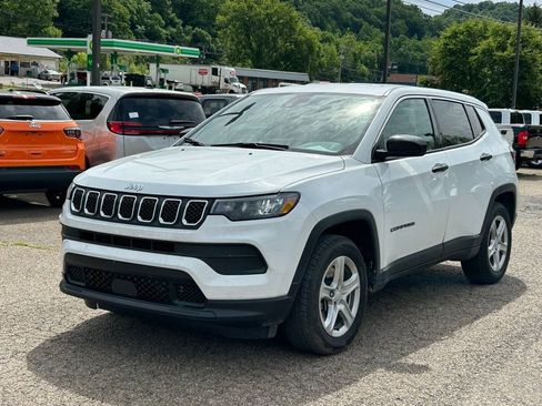 Used 2024 Jeep Compass Sport AWD/4WD image 1