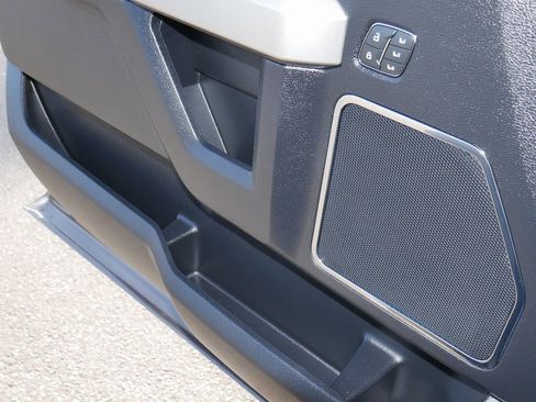 Used 2021 Ford F250 Lariat w/ Chrome Package image 42