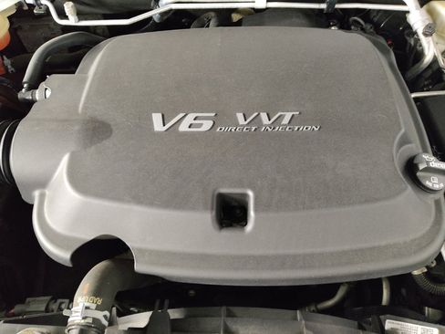 Used 2017 Chevrolet Colorado Z71 AWD/4WD image 30