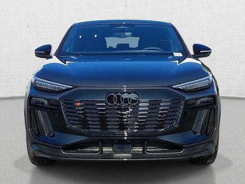 New 2027 Audi SQ6 e-tron Premium Plus AWD/4WD image 2