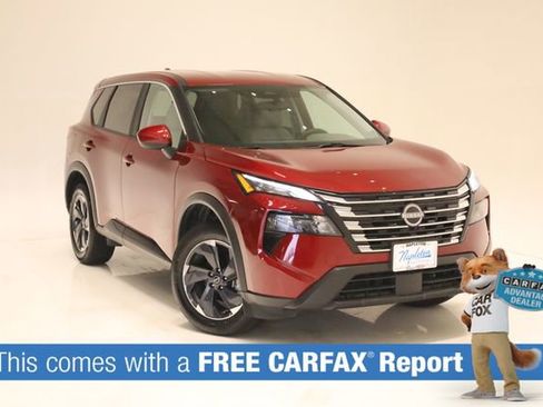 Used 2025 Nissan Rogue SV FWD image 2
