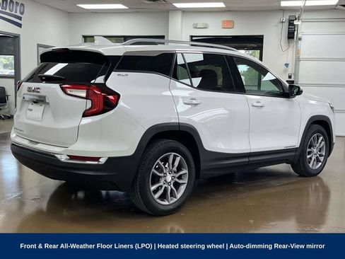 Used 2023 GMC Terrain SLT w/ LPO, Floor Liner Package FWD image 6