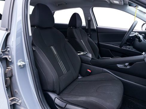 Used 2022 Hyundai Elantra SEL w/ Cargo Package FWD image 31